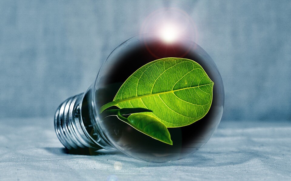 Plnění cíle pro energetické úspory nezdraží energii