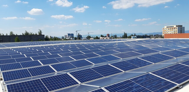 Fotovoltaika povinně na nové budovy?