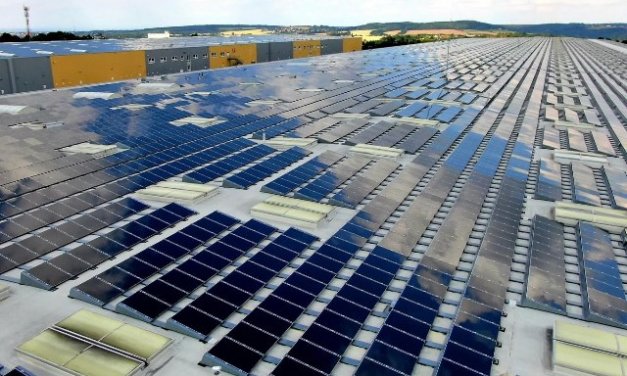 Sněmovna má možnost odstartovat modernizaci energetiky a ukončit spory státu s velkými fotovoltaikami