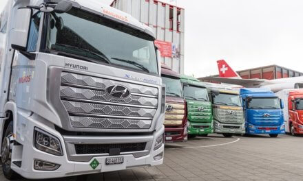 Hyundai Motor expanduje na globální trh užitkových automobilů předáním prvních nákladních vozidel XCIENT Fuel Cell evropským zákazníkům