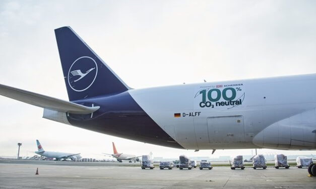 DB Schenker a Lufthansa Cargo spouští první CO2 neutrální nákladní lety
