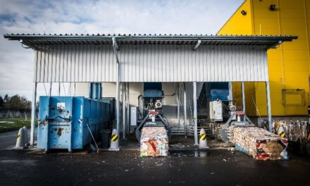 Albert postavil nové recyklační centrum v Klecanech