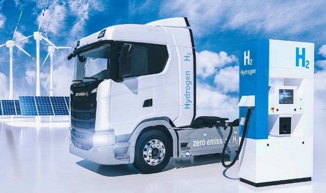 Vodíkové nákladní auto nové generace vyvíjejí v Řeži