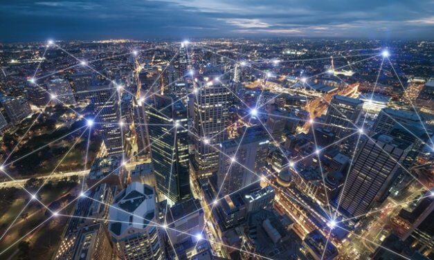 Jak mohou technologie UPS přeměnit datová centra na energetické hrdiny