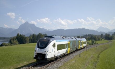 Společnost Siemens Mobility absolvovala první zkušební jízdy s vodíkovou jednotkou v Bavorsku
