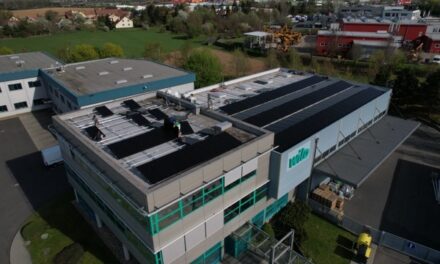 WILO CS směřuje k energetické soběstačnosti díky nové fotovoltaické elektrárně na střeše svého sídla v Čestlicích
