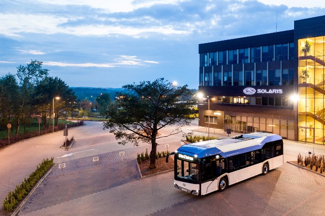 Největší český vodíkový projekt startuje. Ve Středočeském kraji bude provozováno deset autobusů poháněných vodíkem