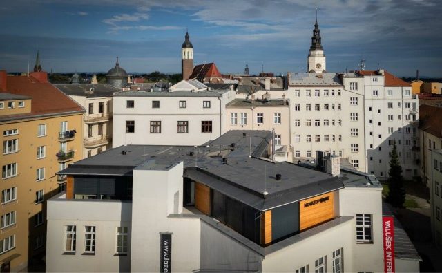 Debata o technickém a materiálovém řešení nástaveb na historických budovách