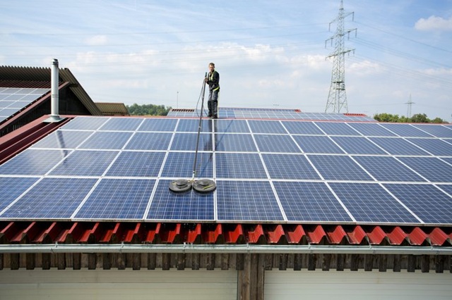 Častý mýtus: zima je nepřítel fotovoltaických elektráren. Proč s investicí do ní nečekat až na jaro či léto?