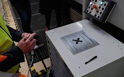 V Pražské strojírně slavnostně spustili největší obráběcí stroj v Praze, zvýší obrat firmy až o třetinu