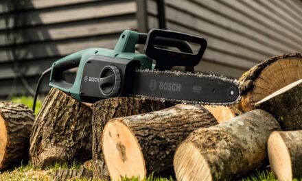 Jak efektivně nachystat palivové dříví na zimu? Vsaďte na správné pomocníky