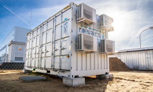 Bateriová úložiště získávají klíčovou roli v logistice, retailu a automotive