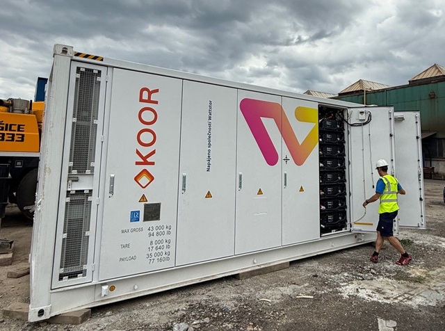 Velké bateriové úložiště za půl roku: Není nač čekat, pojistit se proti vysokým cenám energií se vyplatí