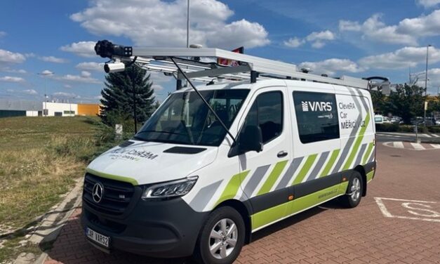 Nový model CleveRA Car EVO přináší vyšší rozlišení i skenovací frekvenci. Dokáže tak zajistit lepší detekci mikrodefektů. Diagnostická data nám pomáhají určovat priority oprav na základě skutečného stavu vozovek, potvrzuje ŘSD
