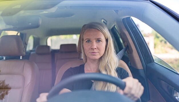 Zpátky za volant: Nový projekt vrací seniorům a rodičům jistotu v řízení