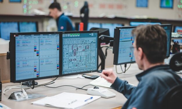 ČEZ přijal 28 nových operátorek a operátorů, část zamíří do nových Dukovan i modulárních reaktorů